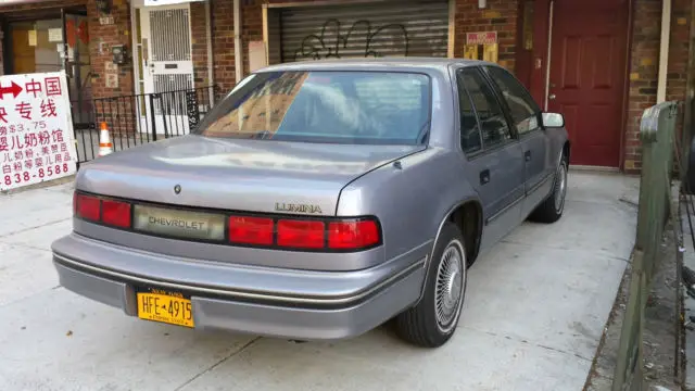 1990 chevrolet lumina 3.1 liter v6 sedan auto trans power locks - low 42k miles!