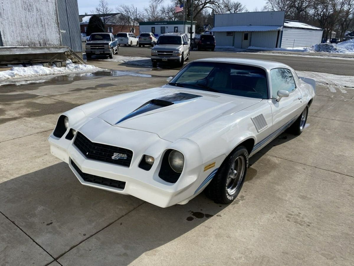 1978 chevrolet camaro z28 0 white automatic