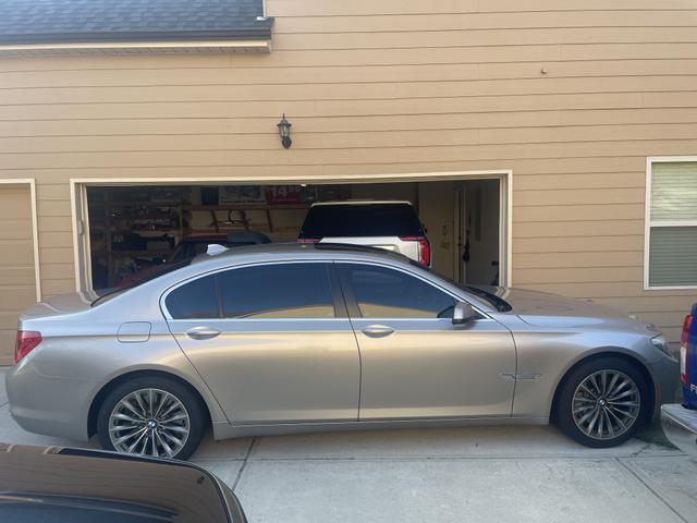 2011 bmw 750 li