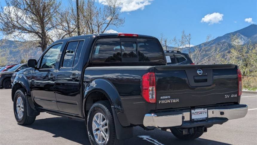 2019 nissan frontier sv
