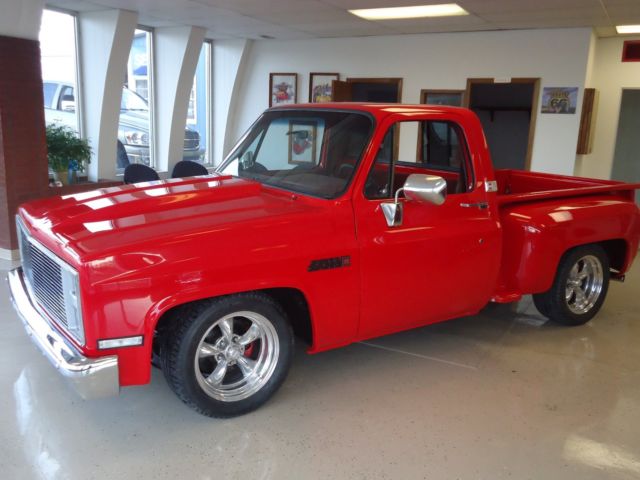 1984 gmc sierra stepside shortbed c-10
