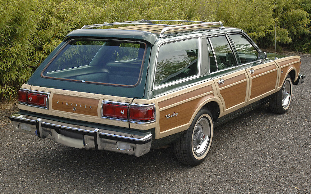 chrysler lebaron town