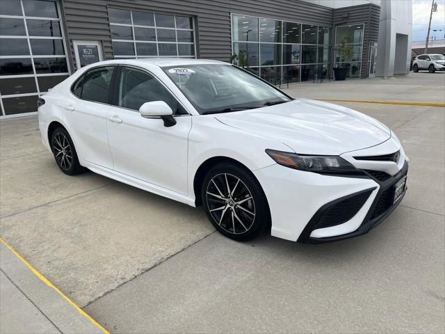 2022 toyota camry