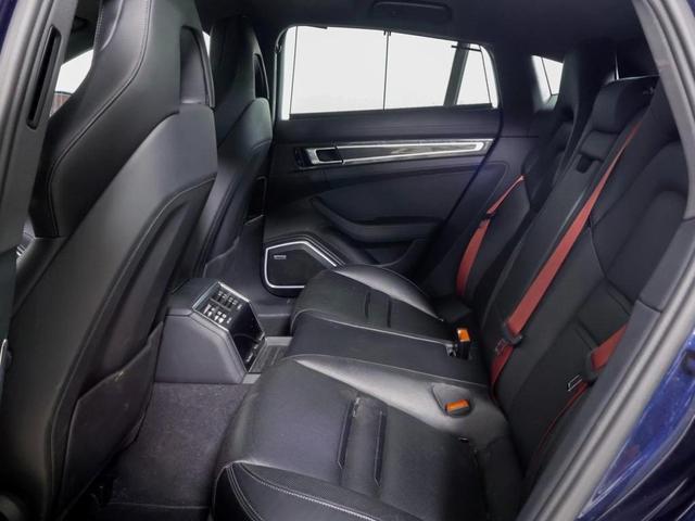 2021 porsche panamera 4s