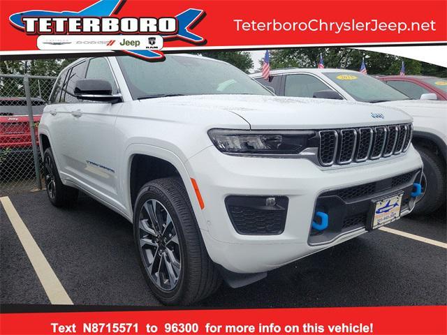 2022 jeep grand cherokee 4xe overland