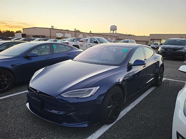 2022 tesla model s dual motor all-wheel drive