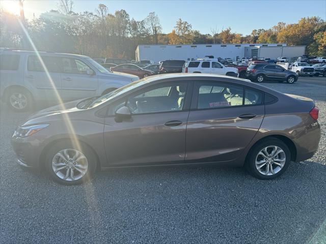 2019 chevrolet cruze ls