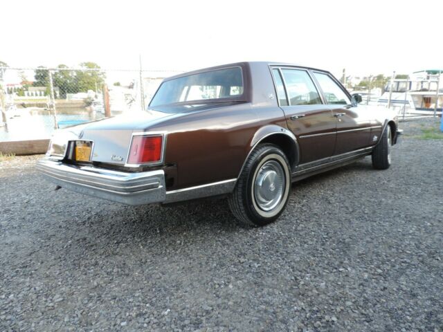 1977 cadillac seville- low miles, strong v8, clean, fully loaded -- vg/exc cond
