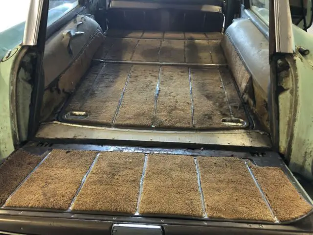 1959 chrysler new yorker town and country wagon- very rare