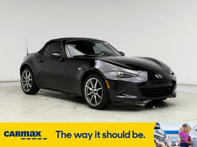 2022 mazda mx-5 miata grand touring