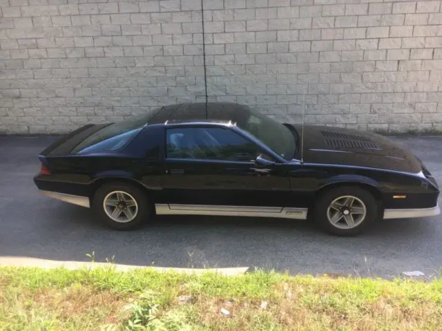 1985 chevrolet camaro z28 5 speed ttop no reserve