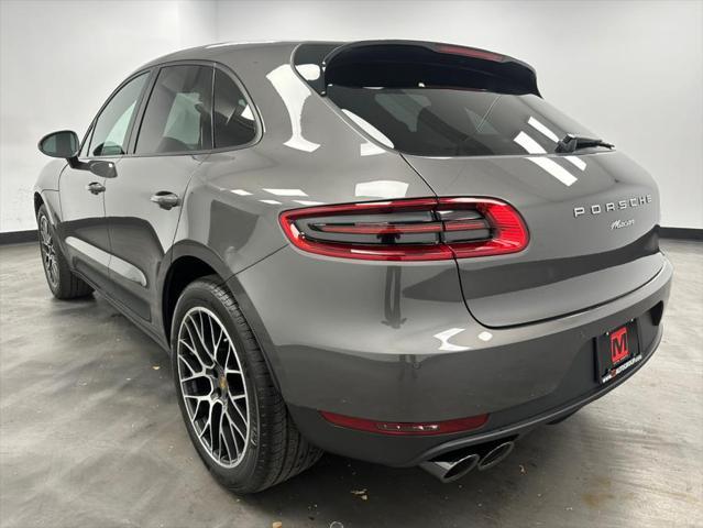2018 porsche macan base