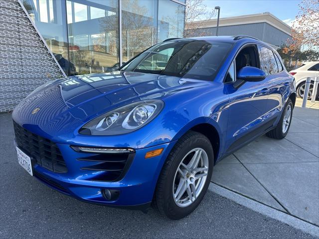 2017 porsche macan base