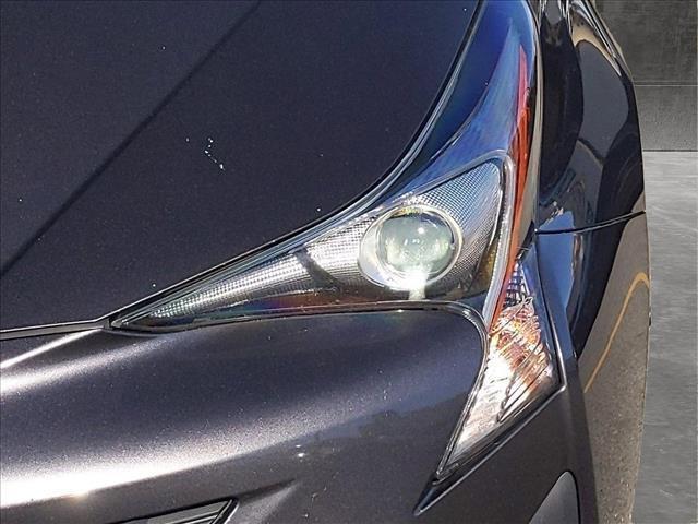 2017 toyota prius four