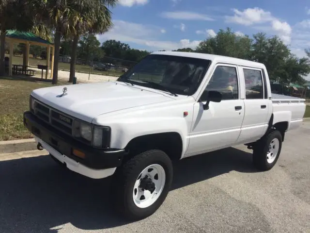1988 toyota hilux diesel pickup no reserve