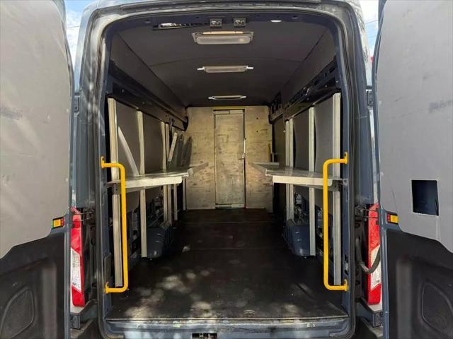 2019 ford transit-250 base