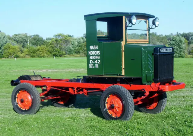 1919 quad 4 wheel drive and 4 wheel steering and 20 ton rear winch