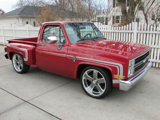 1986 chevrolet c10 silverado short stepside / lowered / big block / 22" us mags