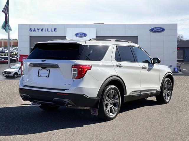 2021 ford explorer xlt