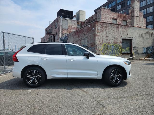 2021 volvo xc60 t5 r-design