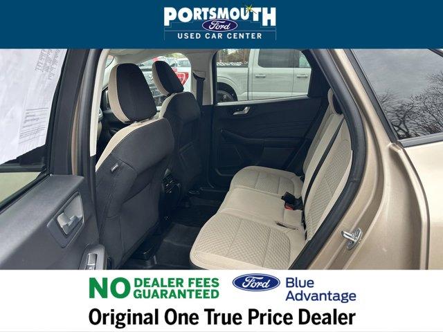 2021 ford escape se