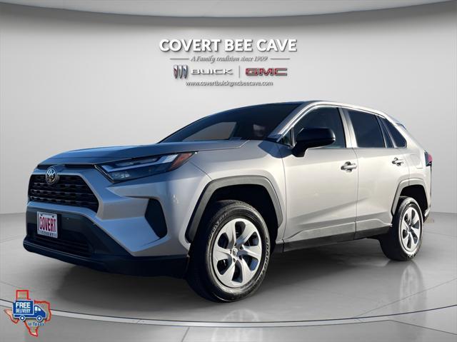 2023 toyota rav4 le