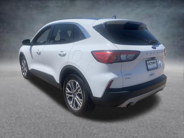2022 ford escape sel