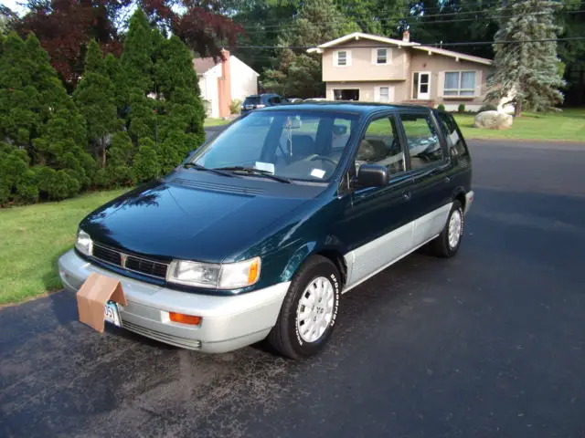1 9 9 4 mitsubishi -expo- wagon/van/suv ,5door-2wdr-auto-od-108k miles-7pasenger