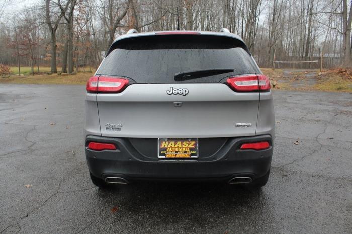 used 2017 jeep cherokee 4wd latitude ravenna, oh 44266 for sale in black horse, ohio
