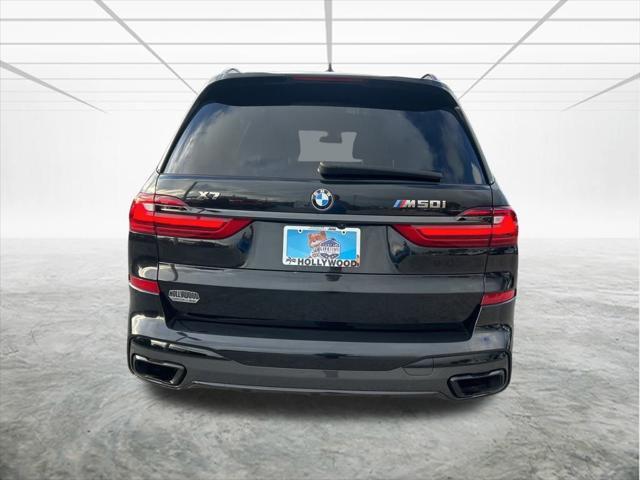 2022 bmw x7 m50i