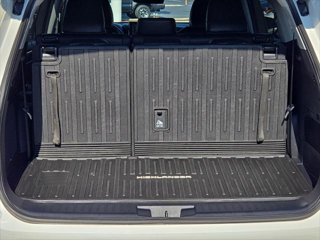 2021 toyota highlander limited