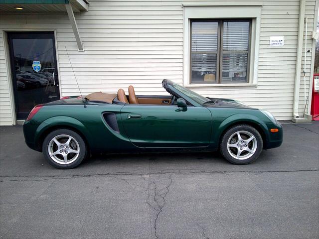 2002 toyota mr2 2dr conv manual