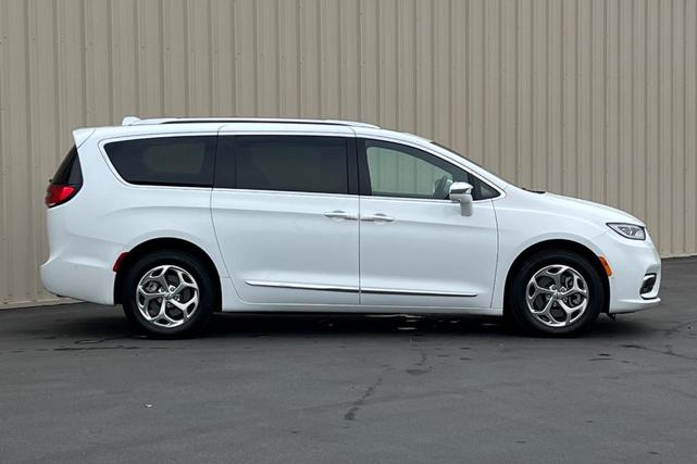 2021 chrysler pacifica limited