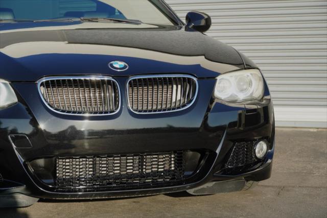 2011 bmw 335 rwd/black sapphire