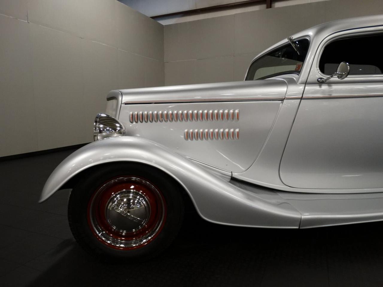 1934 ford tudor