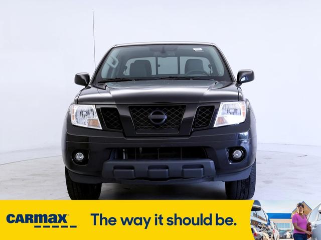 2020 nissan frontier sv