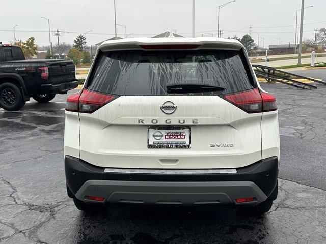 2021 nissan rogue sv