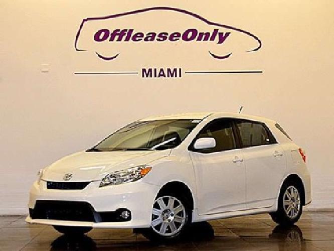 2013 toyota matrix l hatchback in miami, fl
