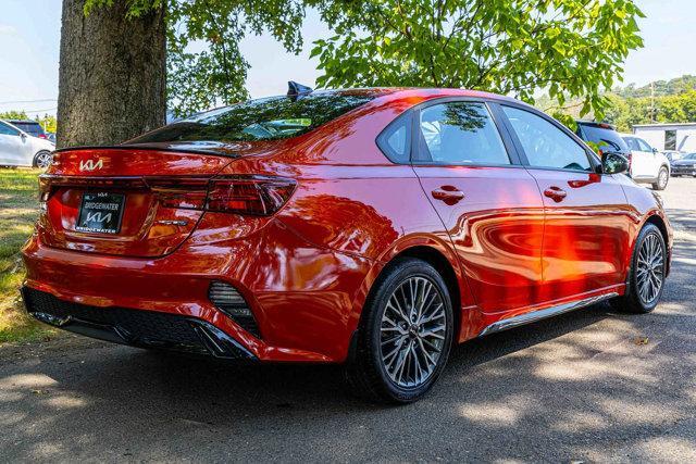 2022 kia forte gt-line
