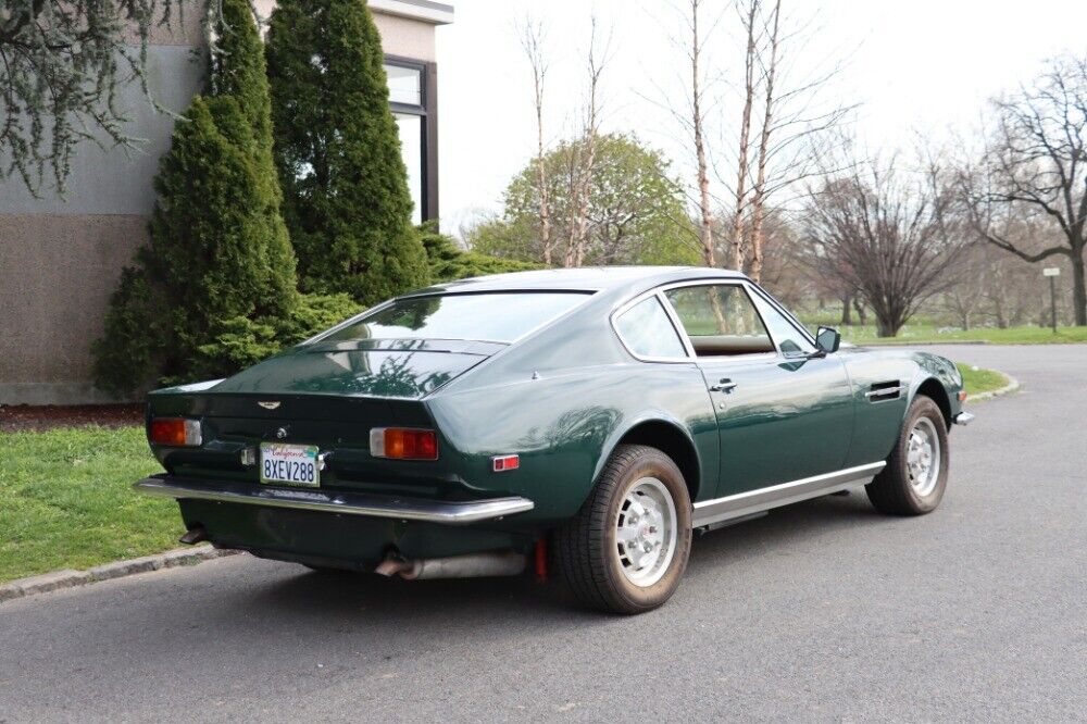 1982 aston martin vantage
