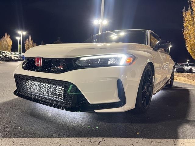 2024 honda civic type r base