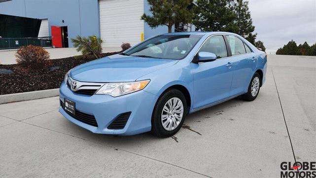 2012 toyota camry le
