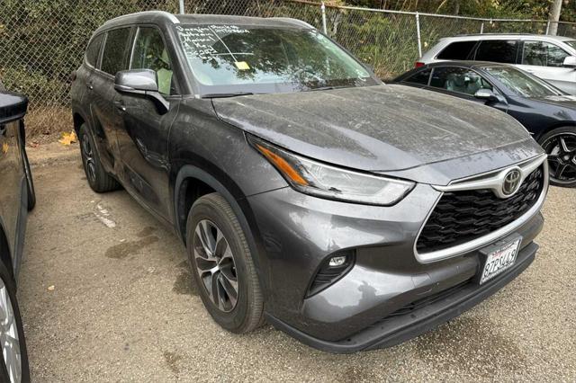 2022 toyota highlander xle