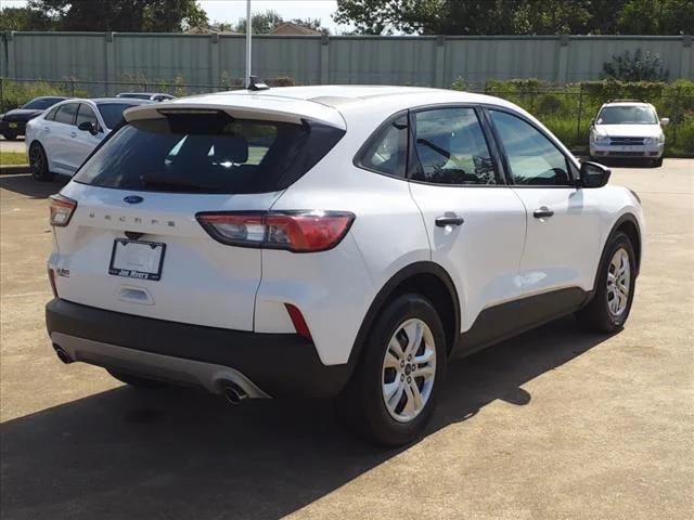 2022 ford escape s