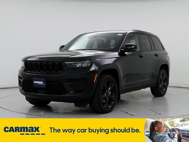 2023 jeep grand cherokee altitude