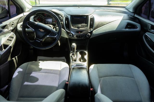 2019 chevrolet cruze ls
