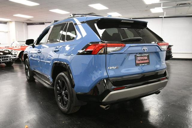 2023 toyota rav4 hybrid se