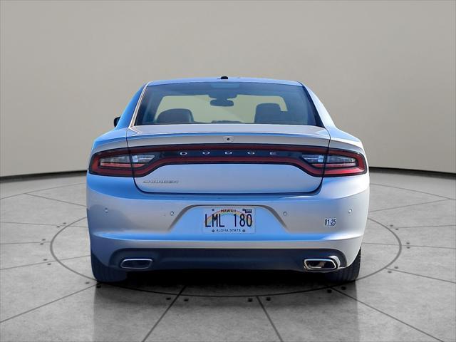 2021 dodge charger sxt