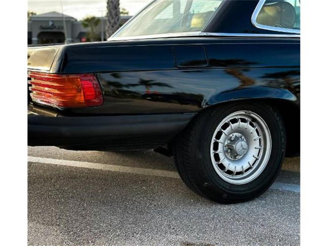 1982 mercedes-benz 500sl in cadillac, michigan