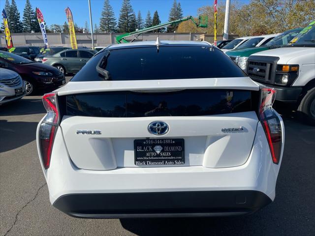 2017 toyota prius two